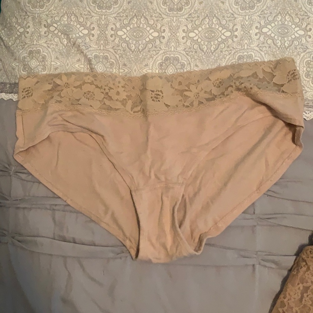 Hiphugger panty
